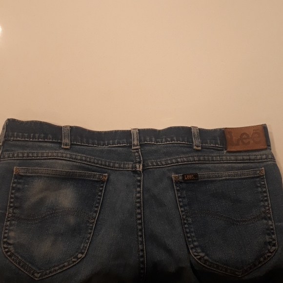 Lee Cut Offs - Picture 8 of 9